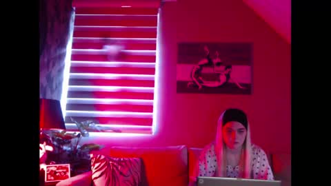 A girl online show from 13, 1, 2025