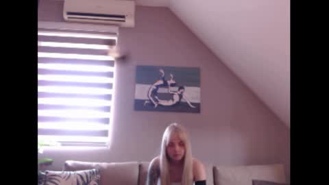 A girl online show from 10, 3, 2025