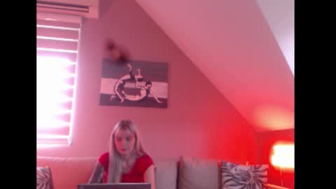 A girl online show from 30, 9, 2025