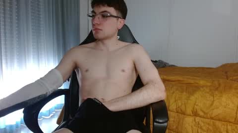 Snapshot of dreammicok chatting on 3, 4, 2026 DreamBoy online show from 3, 4, 2026