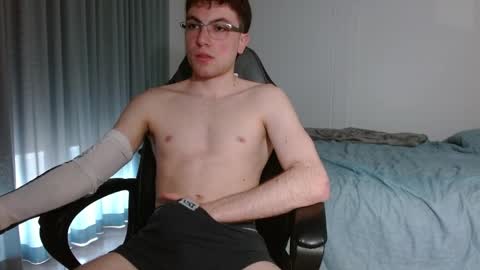 Snapshot of dreammicok chatting on 5, 5, 2026 DreamBoy online show from 5, 5, 2026