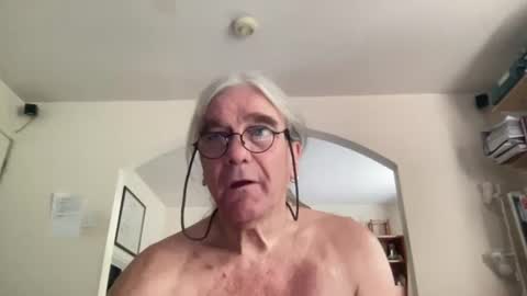 Snapshot of dreamstealer54 chatting on 23, 7, 2026 dreamstealer54 online show from 23, 7, 2026