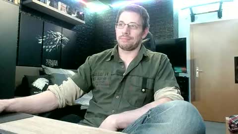 Snapshot of dreamwallker chatting on 8, 10, 2025 Ioannes Paulus the 2nd online show from 8, 10, 2025