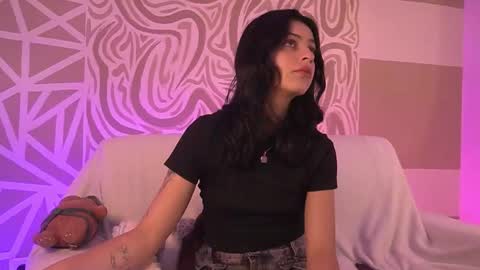 Snapshot of drieddaisy chatting on 4, 3, 2026 Daisy online show from 4, 3, 2026