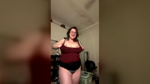 Drippy kitty  online show from 26, 5, 2026