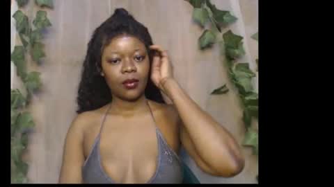Snapshot of dripqueenx chatting on 4, 2, 2026 linda online show from 4, 2, 2026