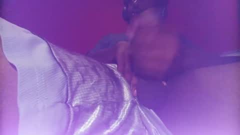 Snapshot of drkmelanin chatting on 17, 9, 2025 B1GW1LLYDAGOAT online show from 17, 9, 2025