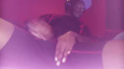 Snapshot of drkmelanin chatting on 29, 10, 2025 B1GW1LLYDAGOAT online show from 29, 10, 2025