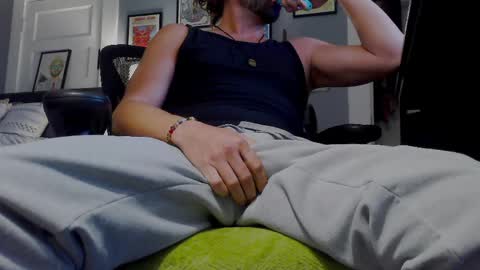 Oliver online show from 4, 4, 2026