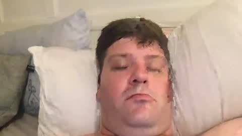 Snapshot of dude_that_rocks chatting on 17, 6, 2026 Brad online show from 17, 6, 2026