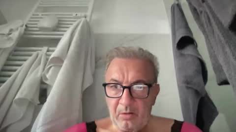 duglas650 online show from 18, 9, 2025