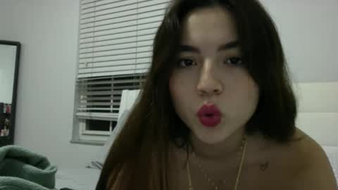 Snapshot of dulce2922 chatting on 7, 12, 2024 dulce2922 online show from 7, 12, 2024