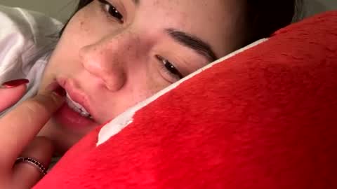 Snapshot of dulce2922 chatting on 27, 12, 2024 dulce2922 online show from 27, 12, 2024