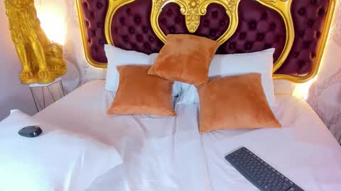 Lucy online show from 12, 11, 2025