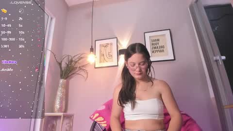 dulce__fiore07 online show from 22, 9, 2025