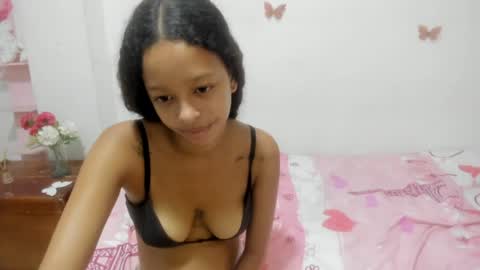 dulce_lan18 online show from 4, 7, 2026