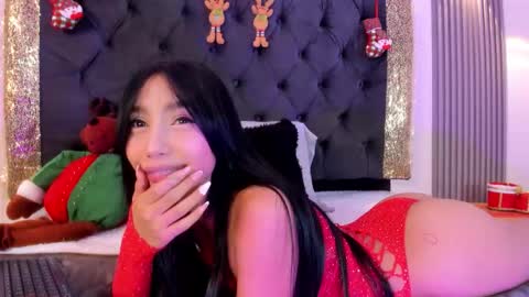 Snapshot of dulce_may chatting on 18, 11, 2025 Dluce May online show from 18, 11, 2025