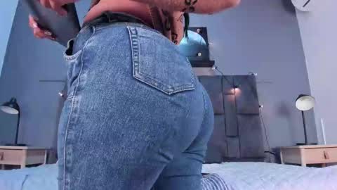 Snapshot of dulceaurora_ chatting on 9, 10, 2025 DULCE AURORA online show from 9, 10, 2025
