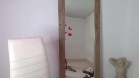 Snapshot of dulcepicante_1 chatting on 2, 3, 2025 dulcepicante_1 online show from 2, 3, 2025