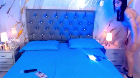 Snapshot of dulciinea_07 chatting on 1, 10, 2025 Abril Cruz online show from 1, 10, 2025