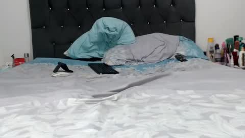 Dulse Diosa online show from 27, 2, 2025