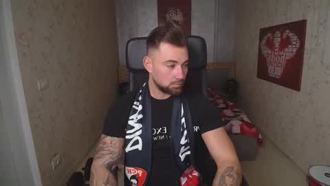 Snapshot of duncanstones chatting on 22, 12, 2024 DuncanStone online show from 22, 12, 2024