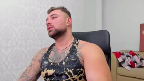 Snapshot of duncanstones chatting on 14, 1, 2025 DuncanStone online show from 14, 1, 2025