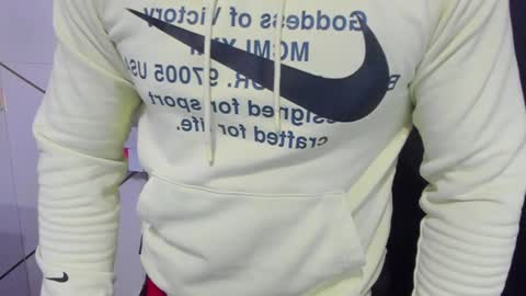 Snapshot of duncanstones chatting on 5, 2, 2025 DuncanStone online show from 5, 2, 2025