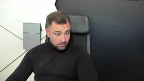 Snapshot of duncanstones chatting on 19, 2, 2025 DuncanStone online show from 19, 2, 2025