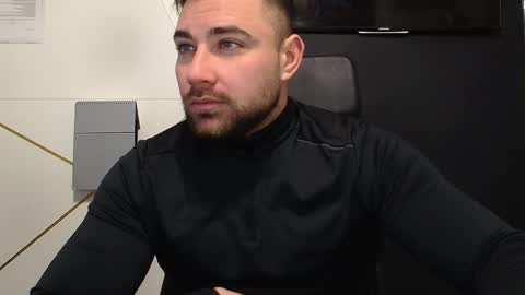 Snapshot of duncanstones chatting on 27, 11, 2025 DuncanStone online show from 27, 11, 2025