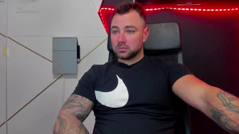 Snapshot of duncanstones chatting on 9, 2, 2026 DuncanStone online show from 9, 2, 2026