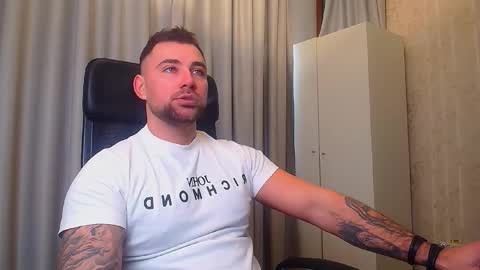 Snapshot of duncanstones chatting on 11, 2, 2026 DuncanStone online show from 11, 2, 2026