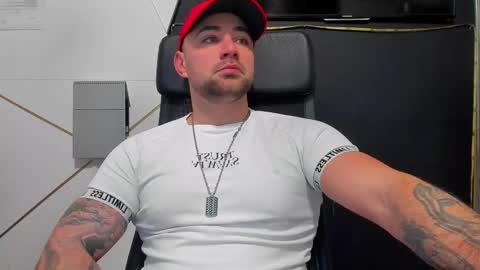 Snapshot of duncanstones chatting on 21, 2, 2026 DuncanStone online show from 21, 2, 2026