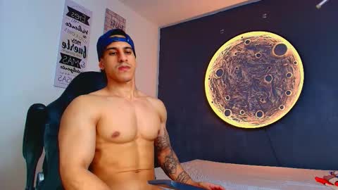 duran_dhikol1 online show from 18, 3, 2026