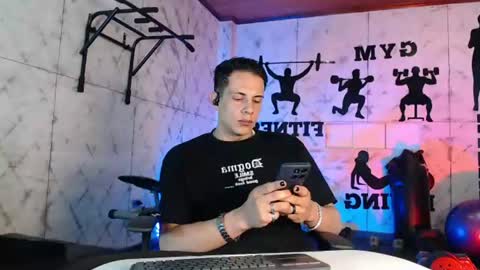 Snapshot of dustin_sonne chatting on 30, 6, 2026 Dustin Sonne online show from 30, 6, 2026