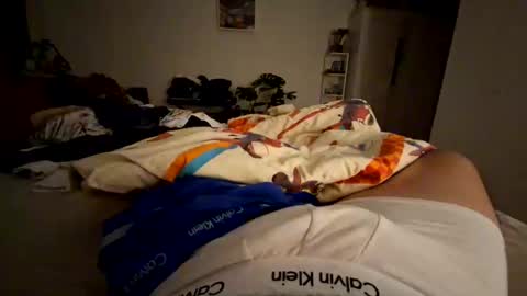 Snapshot of dustinderek chatting on 8, 4, 2026 dustinderek online show from 8, 4, 2026