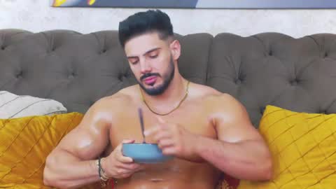 Dustin online show from 10, 4, 2026