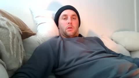 Snapshot of dustyroy09 chatting on 25, 5, 2026 dustyroy09 online show from 25, 5, 2026