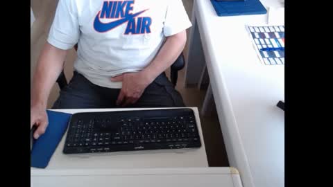 Snapshot of dutchpornking2 chatting on 4, 7, 2026 dutchpornking2 online show from 4, 7, 2026