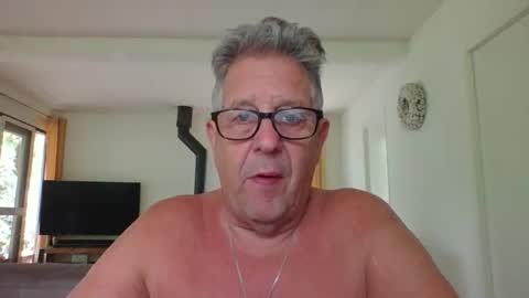 Snapshot of dutchsmooth chatting on 5, 5, 2026 dutchsmooth online show from 5, 5, 2026