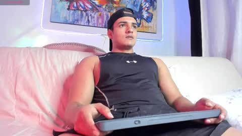 Snapshot of dwayne_esteven10 chatting on 6, 2, 2026 dwayne_esteven10 online show from 6, 2, 2026