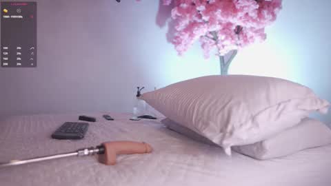 Snapshot of dwayne_xx chatting on 1, 10, 2025 Dwayne xx online show from 1, 10, 2025