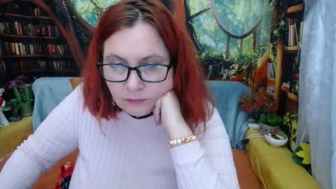 Snapshot of dyannelovee chatting on 17, 6, 2026 Dyanne online show from 17, 6, 2026
