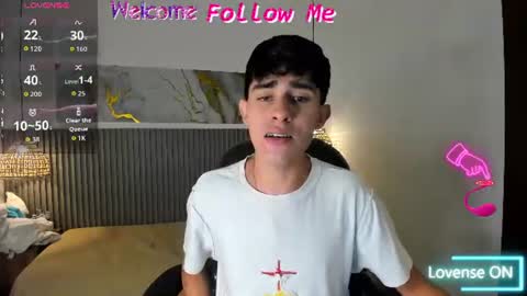 Snapshot of dyla_n18_ chatting on 19, 6, 2026 dyla_n18_ online show from 19, 6, 2026