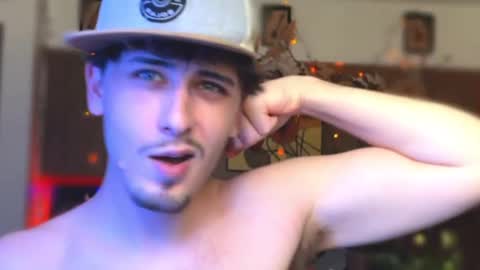 Dylan Daniel 7.8 online show from 2, 10, 2025