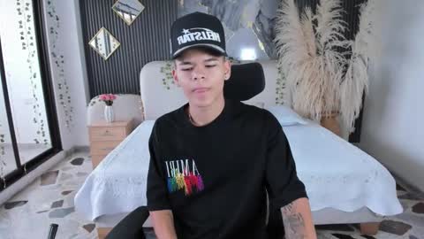 Snapshot of dylanroyce_ chatting on 10, 3, 2026 dylanroyce_ online show from 10, 3, 2026