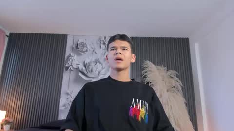 Snapshot of dylanroyce_ chatting on 22, 3, 2026 dylanroyce_ online show from 22, 3, 2026