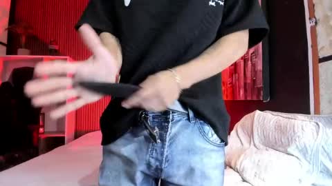 Snapshot of dylanroyce_ chatting on 3, 4, 2026 dylanroyce_ online show from 3, 4, 2026