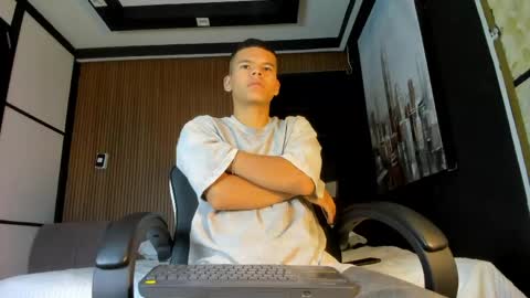 Snapshot of dylanroyce_ chatting on 13, 4, 2026 dylanroyce_ online show from 13, 4, 2026