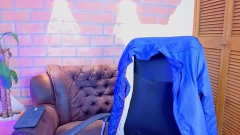 Snapshot of dylanstonne1 chatting on 12, 3, 2026 D Y L A N online show from 12, 3, 2026